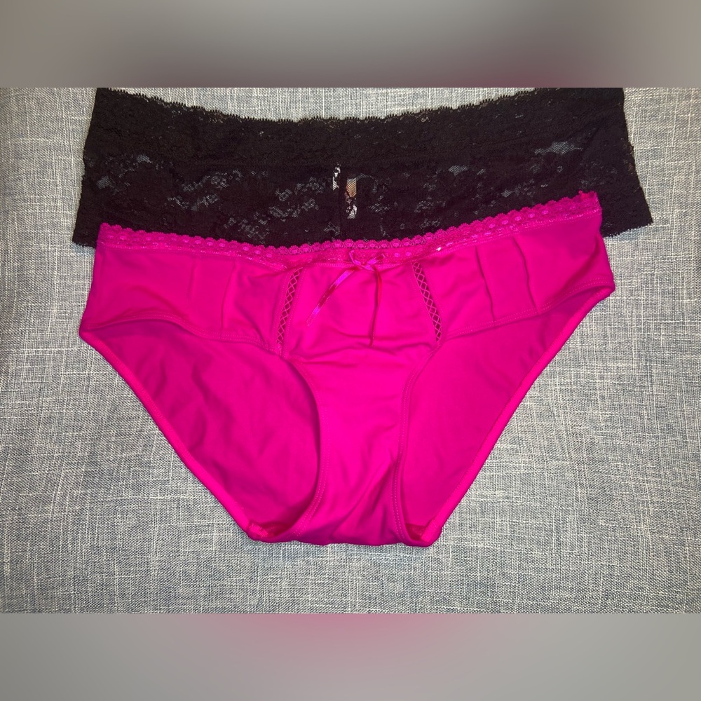 2/$30 New Ladies Underwear Candies Large Black & Fuchia Pink Without Tags